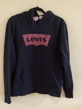 Levi's black Hoodie with Levi’s Logo